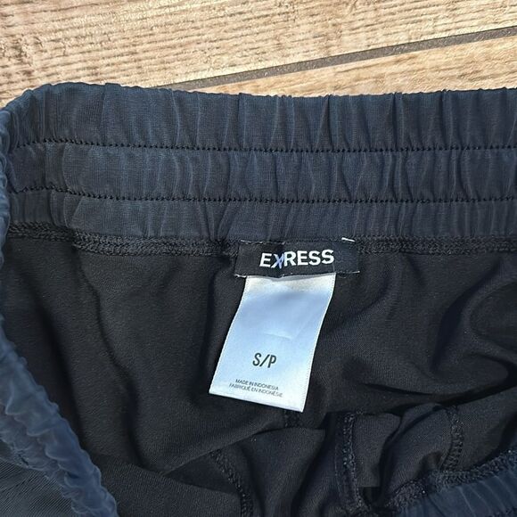 🖤 Express Black Drawstring Joggers Sz Small 🏃‍♀️ - Picture 3 of 4
